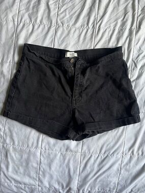 FOREVER 21 BLACK DENIM ROLL HEM SHORTS